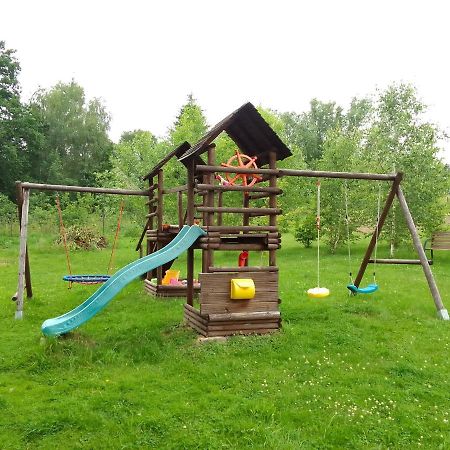 Szalas W Gorach Izerskich, Blisko Swieradow Zdroj I Zamek Czocha, Agroturystyka, Ogrzewanie, Klimatyzacja , Plac Zabaw, Ognisko Z Rusztem I Kijkami, Zywe Zwierzeta, Latem Basen Mirsk Екстериор снимка